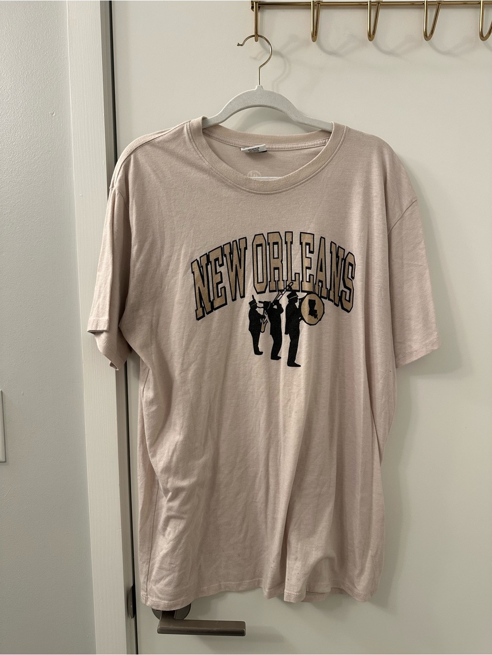 New Orleans Graphic Tee - Light Beige Crewneck